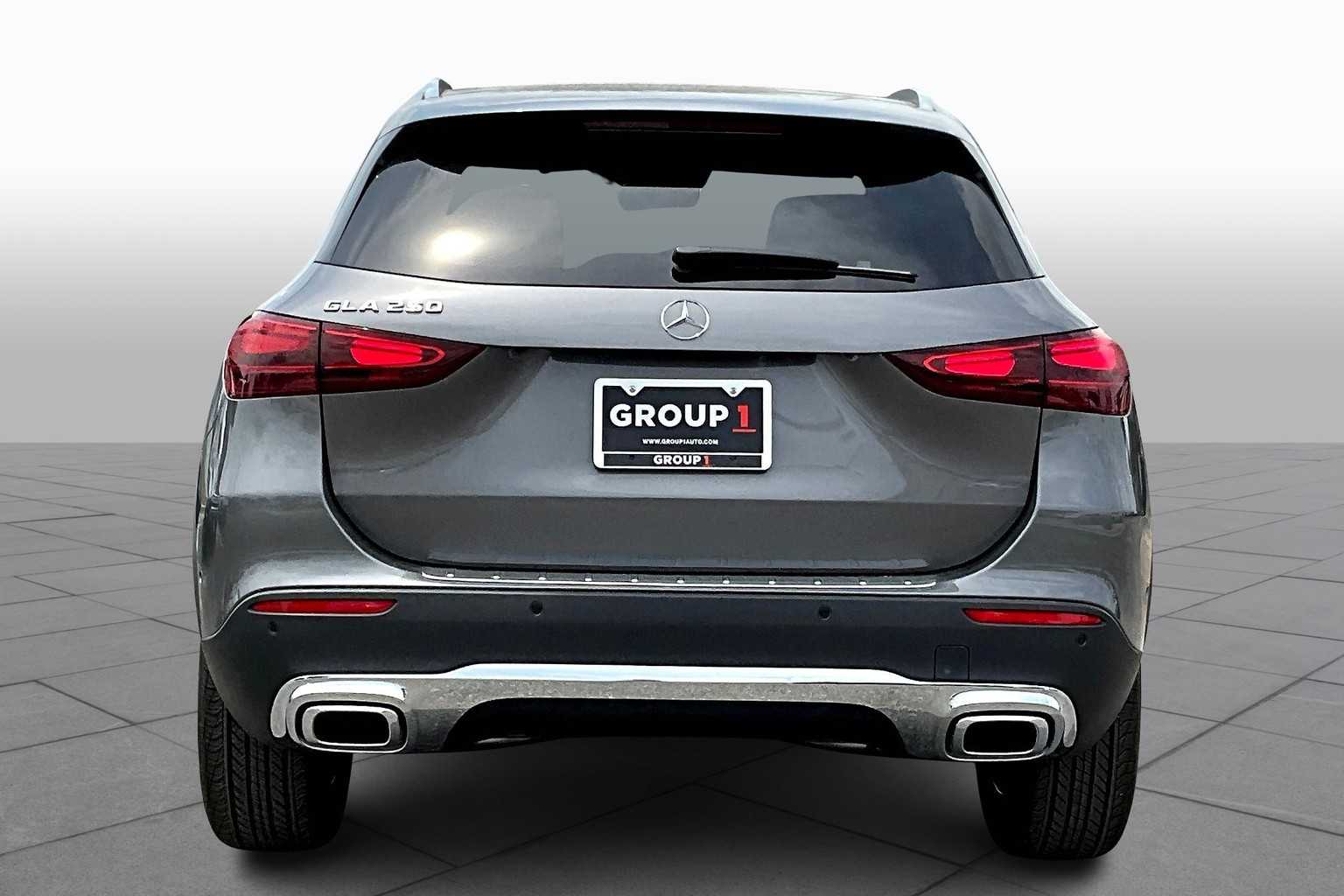 2026 Mercedes Benz GLA 250 photo 5