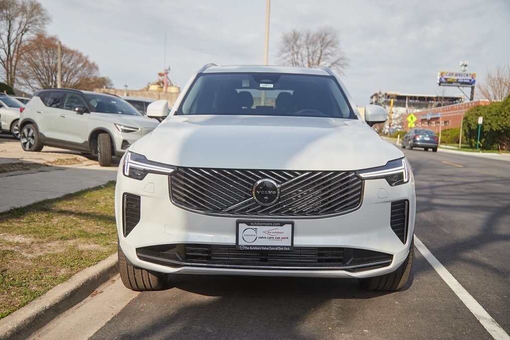 2025 VOLVO XC90 - Image 4