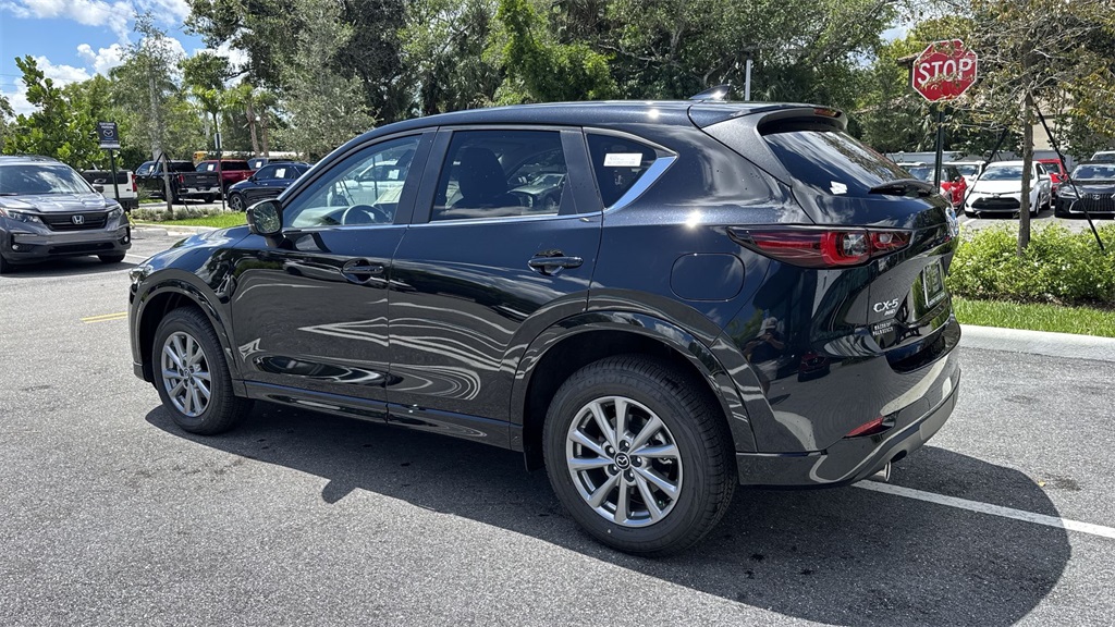2025 Mazda CX-5 2.5 Select photo 11