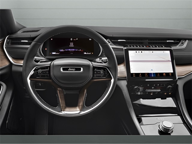 2025 Jeep Grand Cherokee Overland photo 6