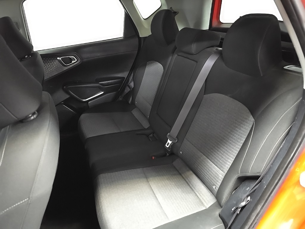 2020 Kia Soul EX photo 32