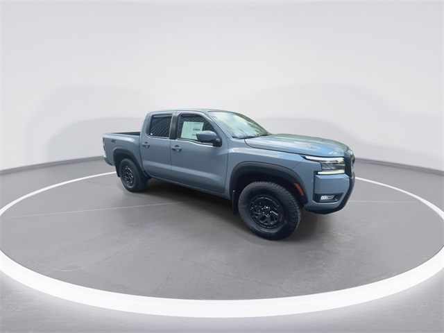 2025 Nissan Frontier PRO-4X photo 2