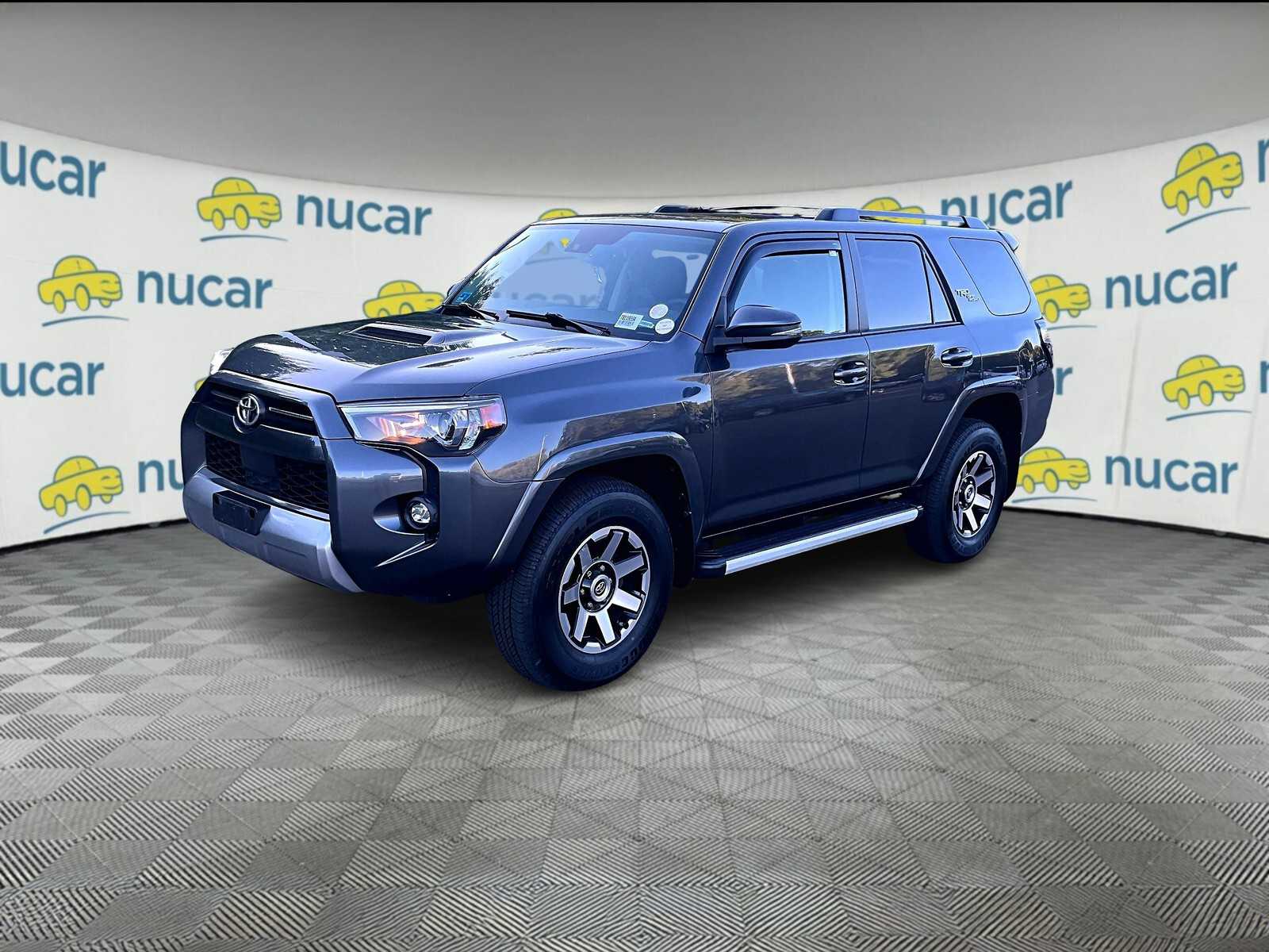 2021 Toyota 4Runner TRD photo 2