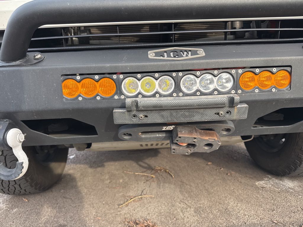 2022 Toyota Tacoma TRD Off-Road photo 3