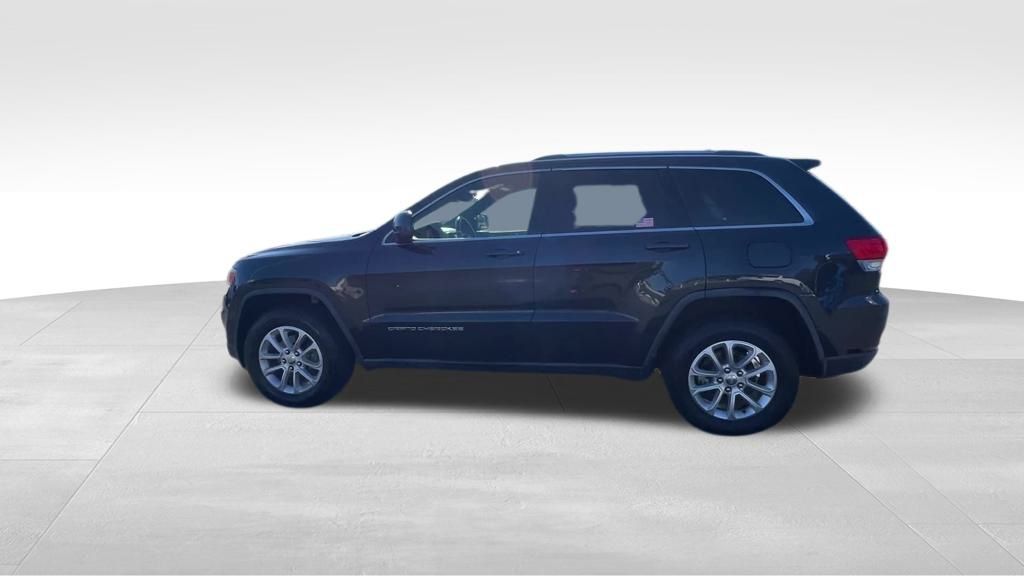 2016 Jeep Grand Cherokee Laredo photo 2