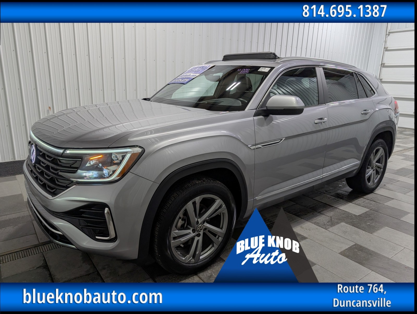 2024 Volkswagen Atlas Cross Sport SEL R-LINE's photo