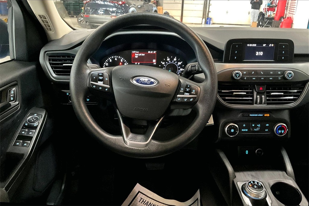 2020 Ford Escape S photo 4