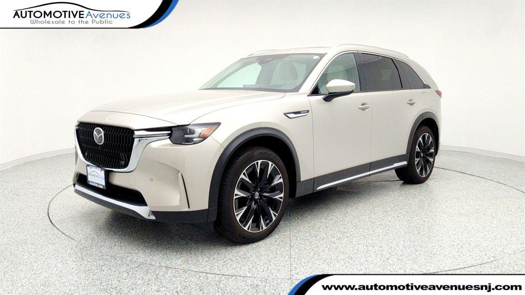 2025 Mazda CX-90 Premium Plus Package's photo