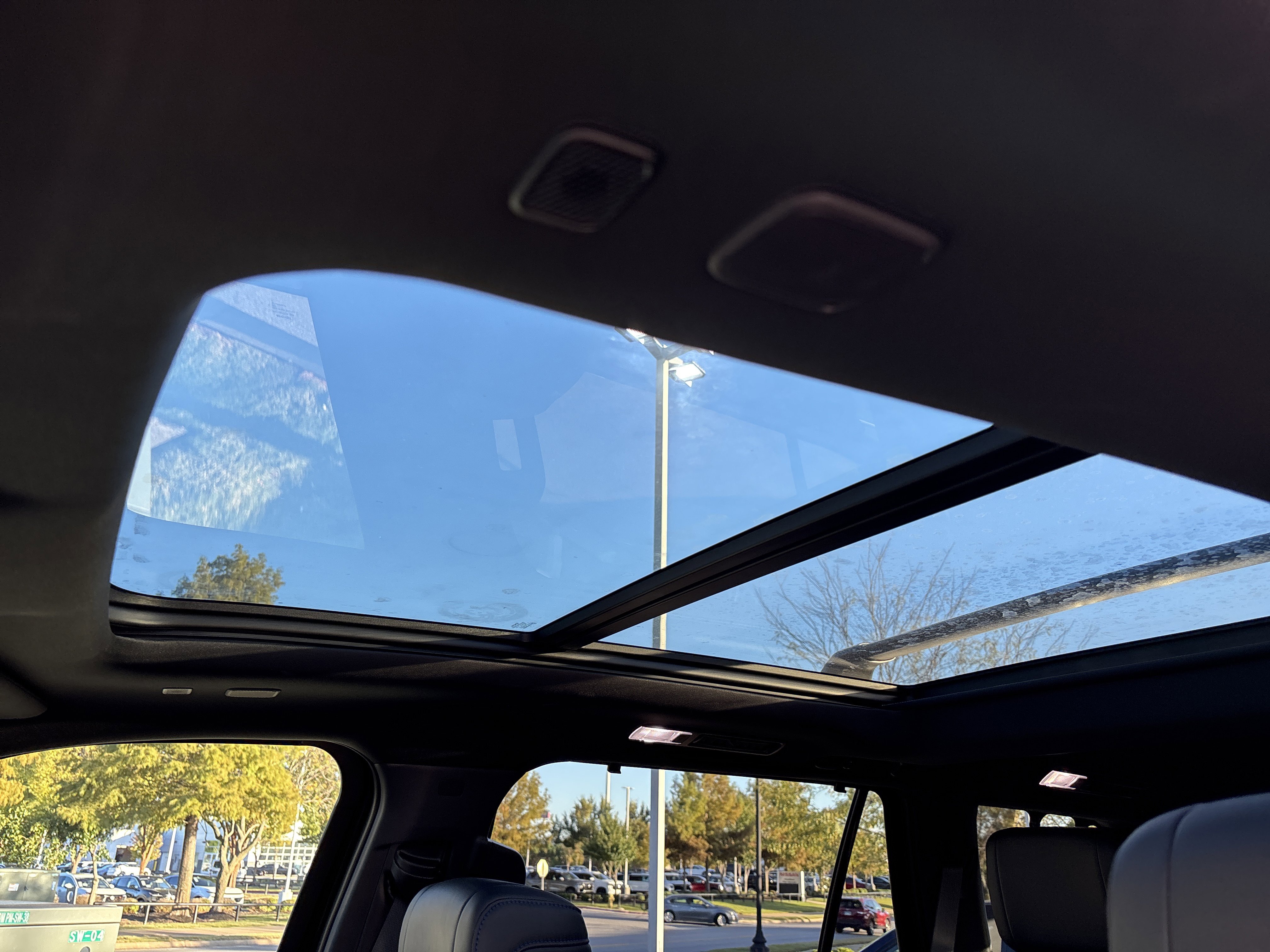 2025 Toyota Sequoia Platinum photo 2