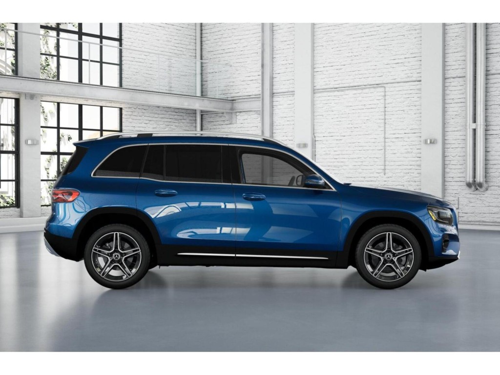 2026 Mercedes Benz GLB 250 photo 2