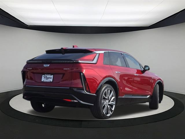 2024 Cadillac Lyriq Luxury photo 7