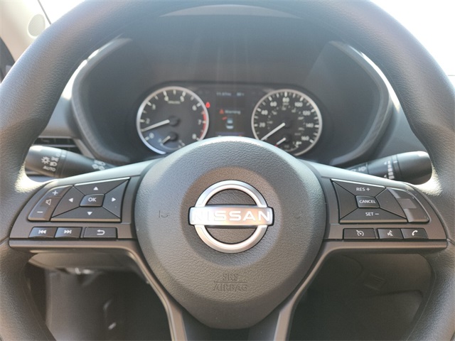 2025 Nissan Sentra S photo 12