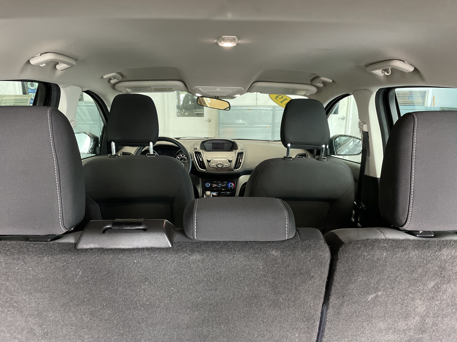 2019 Ford Escape S photo 27