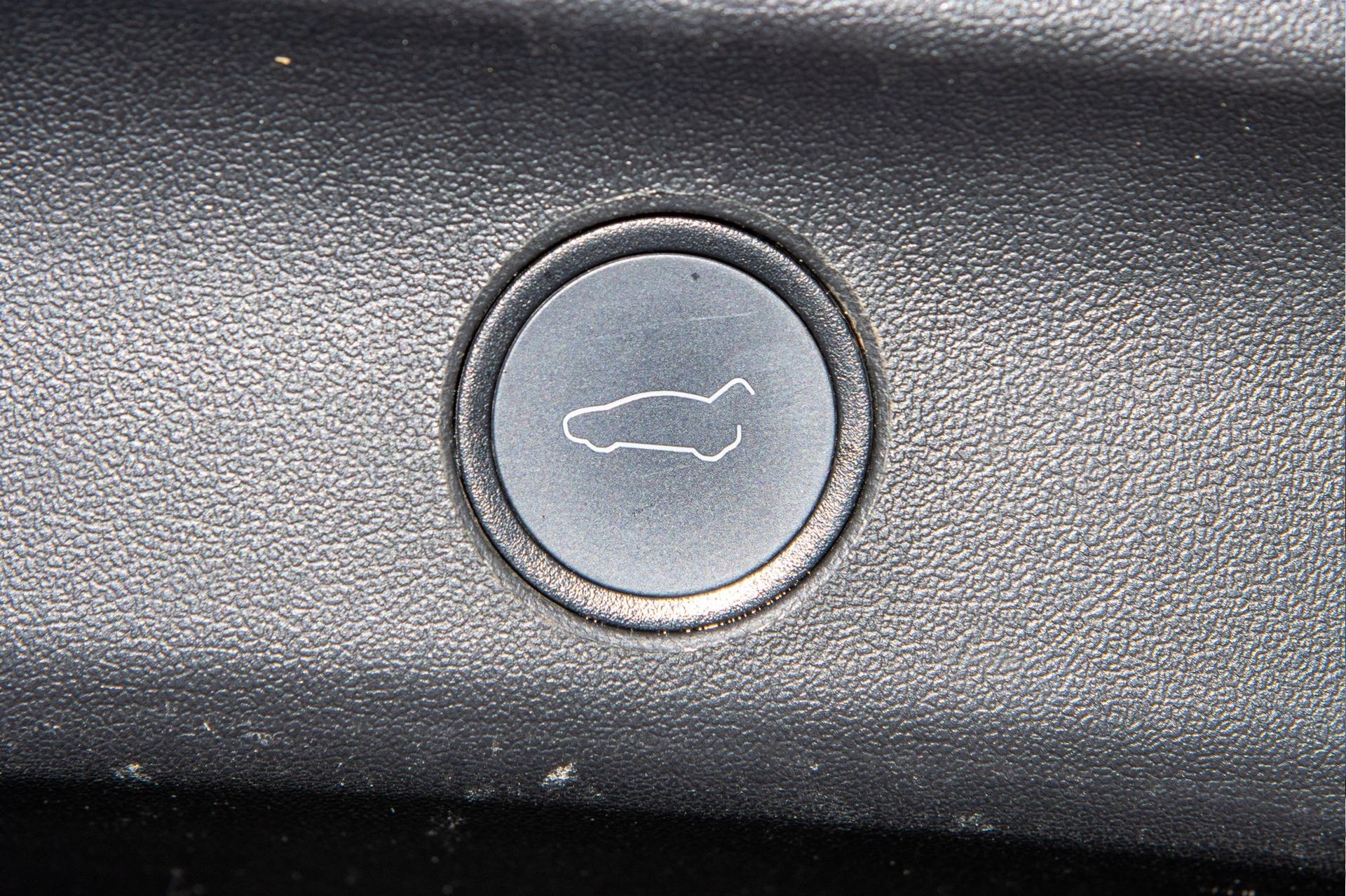 2020 Tesla Model Y Long Range photo 8