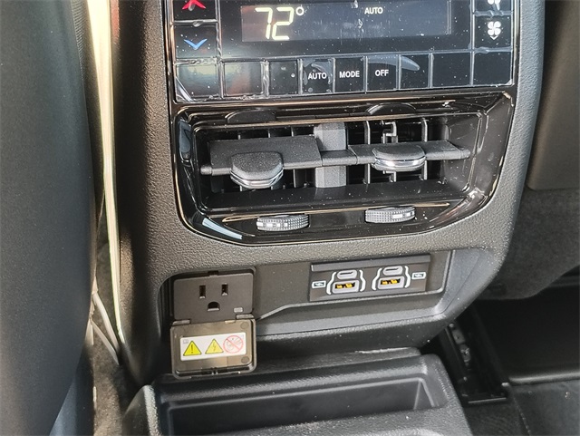 2025 Jeep Grand Cherokee Laredo Altitude photo 30
