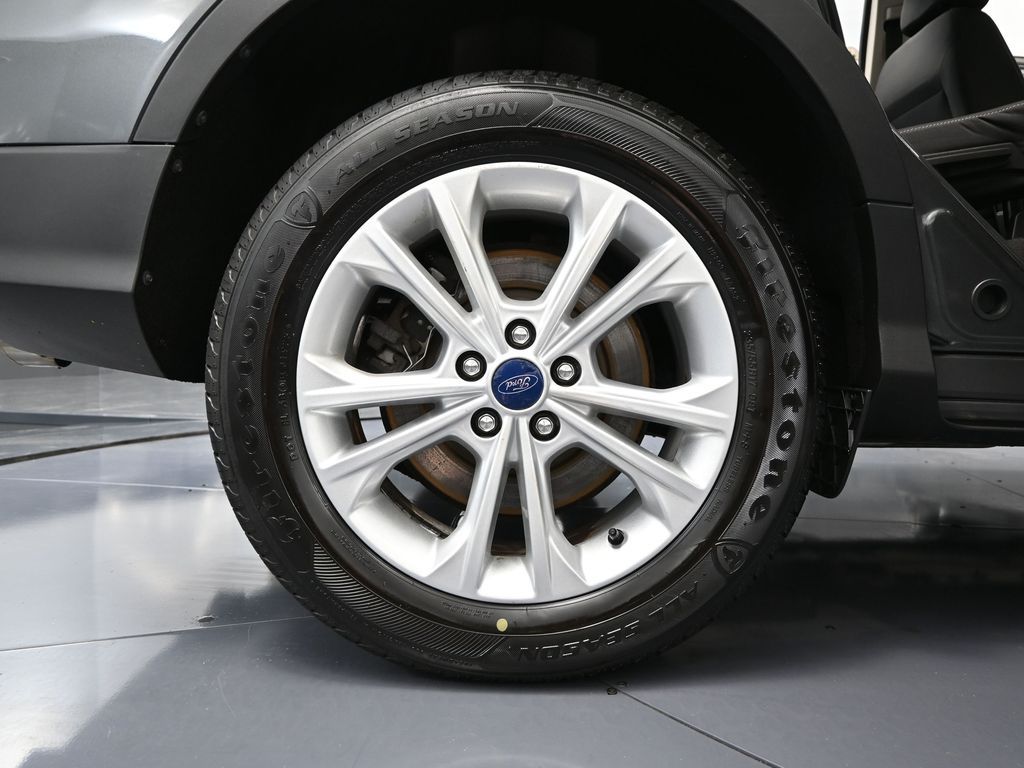 2017 Ford Escape SE photo 11