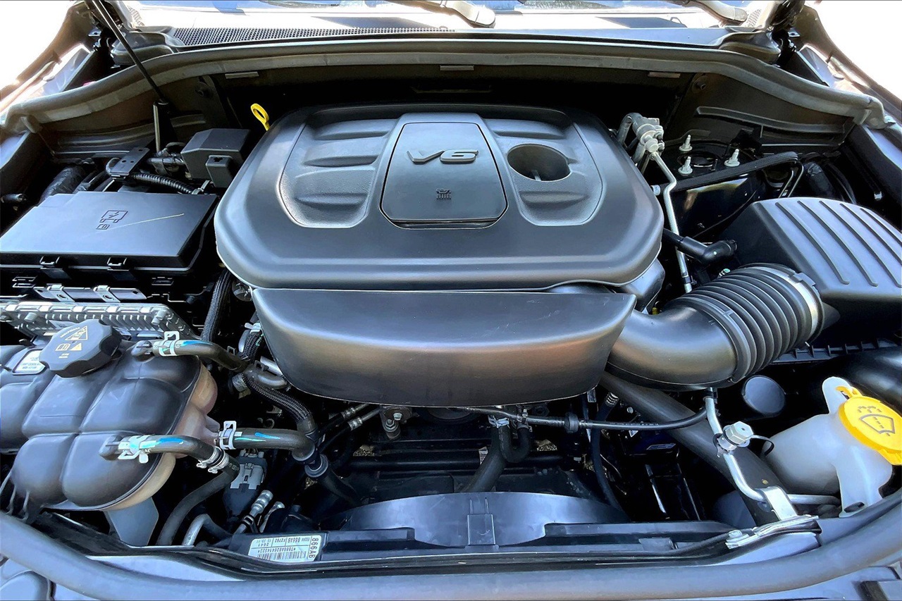 2021 Jeep Grand Cherokee Anniversary Edition photo 34