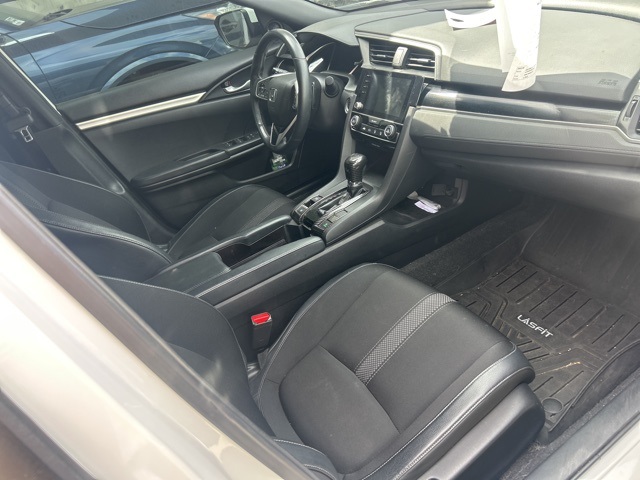 2019 Honda Civic Sport photo 8