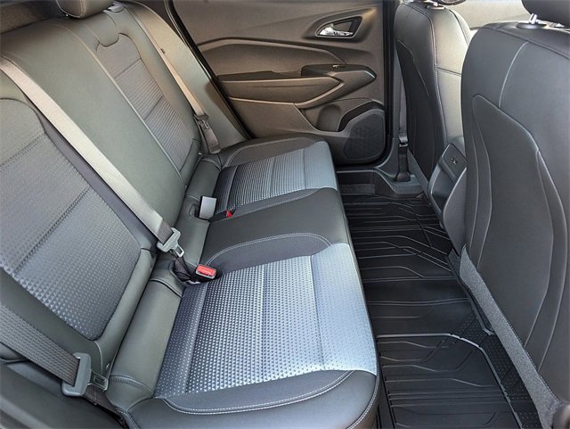 2025 Chevrolet Trax LT photo 11