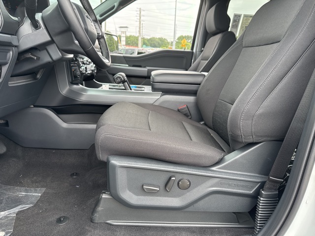 2025 Ford F-150 XLT photo 23