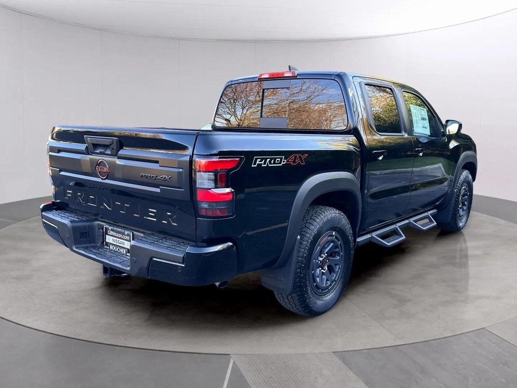 2026 Nissan Frontier Crew Cab PRO-4X photo 3