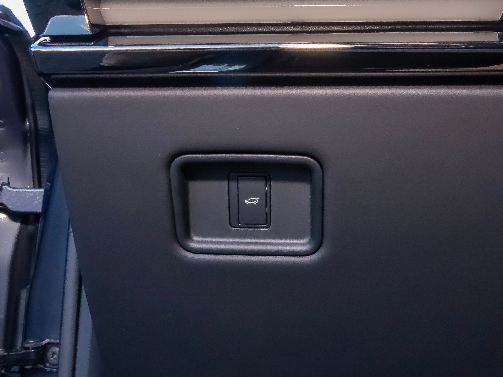 2025 Land Rover Range Rover Sport SE photo 10