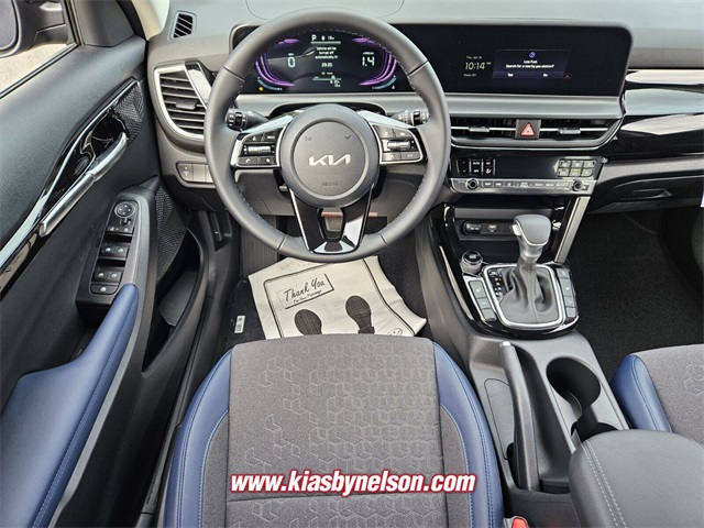 2025 Kia Seltos S photo 4
