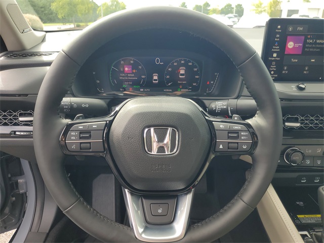 2025 Honda Accord Hybrid Touring photo 13