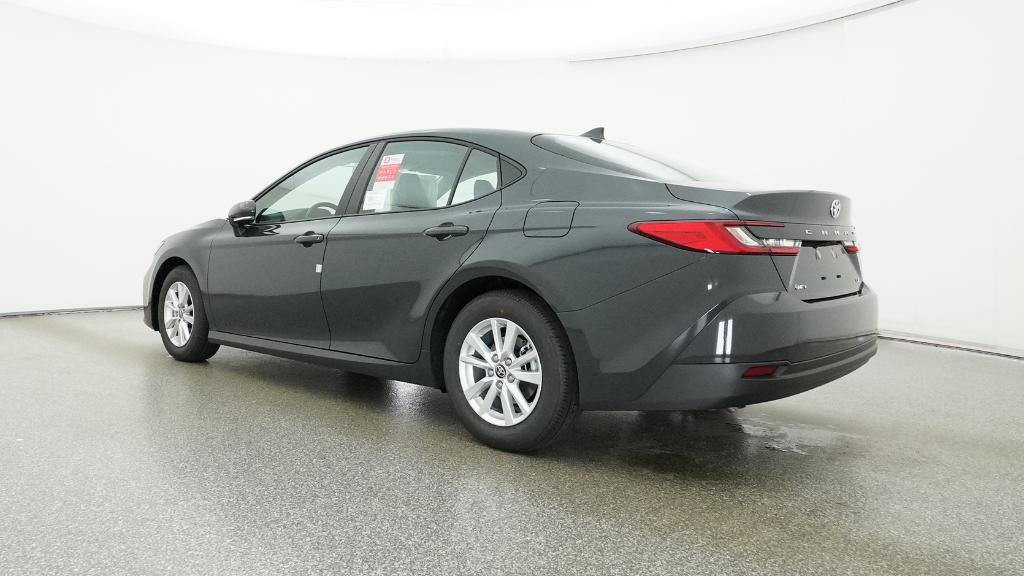 2026 Toyota Camry LE photo 11