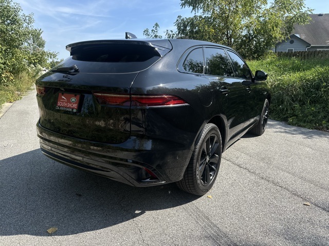 2025 Jaguar F-PACE P250 photo 5