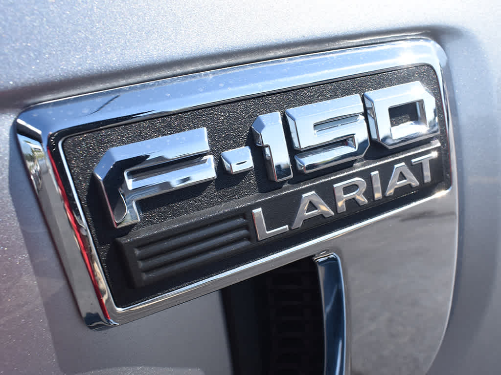 2022 Ford F-150 Lariat photo 10