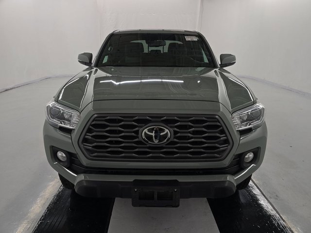 2023 Toyota Tacoma SR 4x4 photo 2