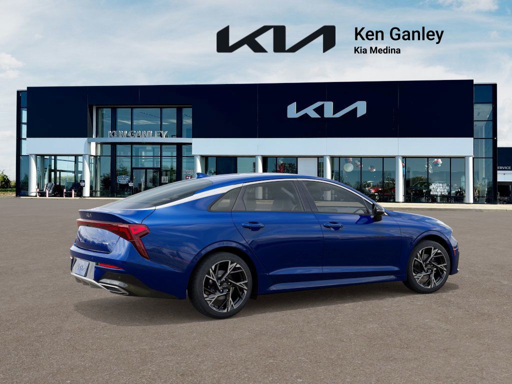 2026 Kia K5 GT-Line photo 4