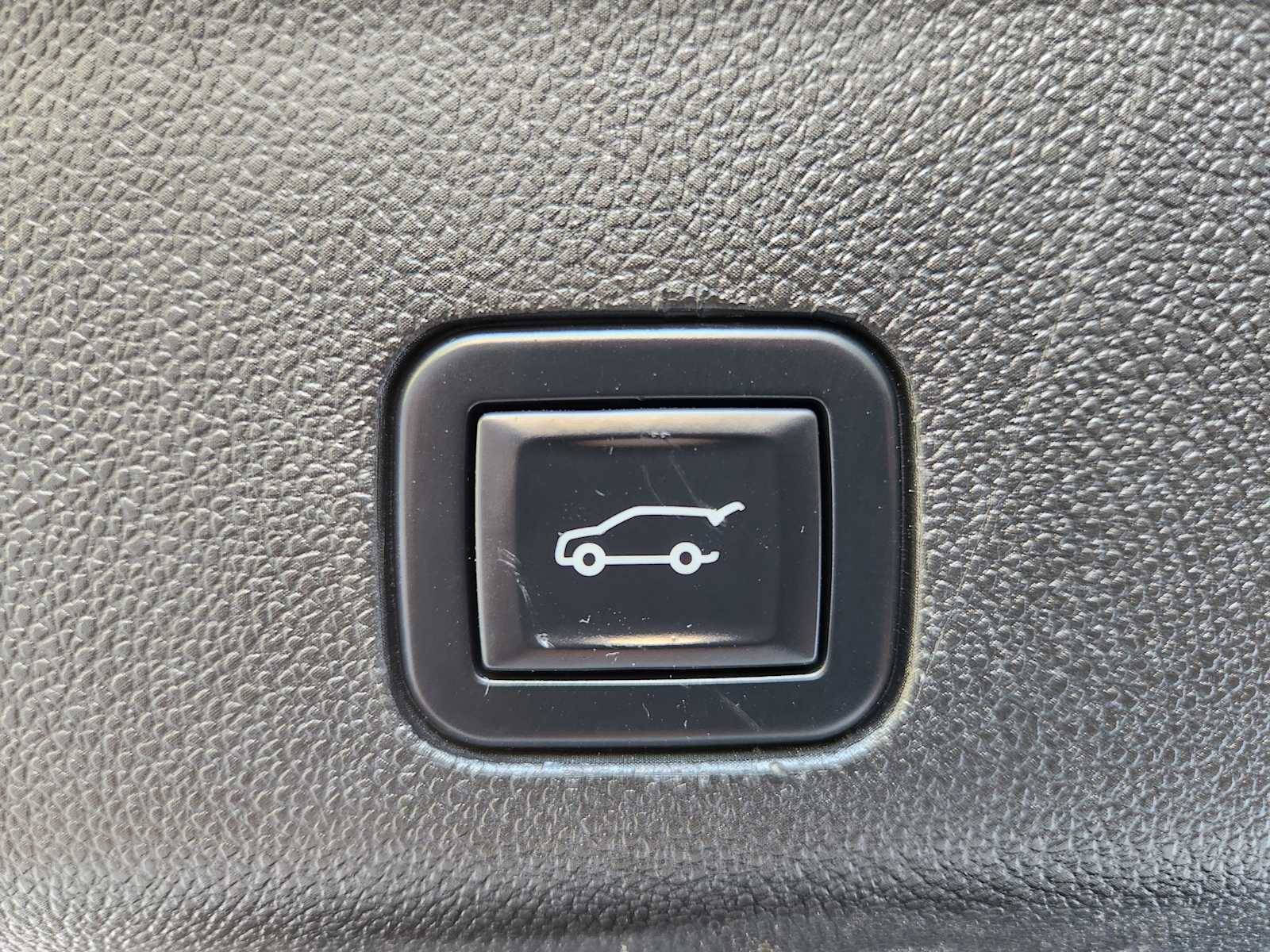 2023 Cadillac Escalade ESV Sport Platinum photo 31