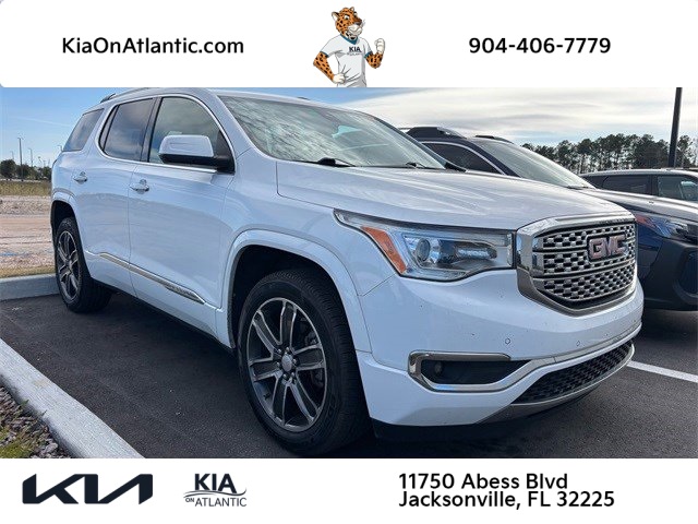 2019 GMC Acadia Denali's photo