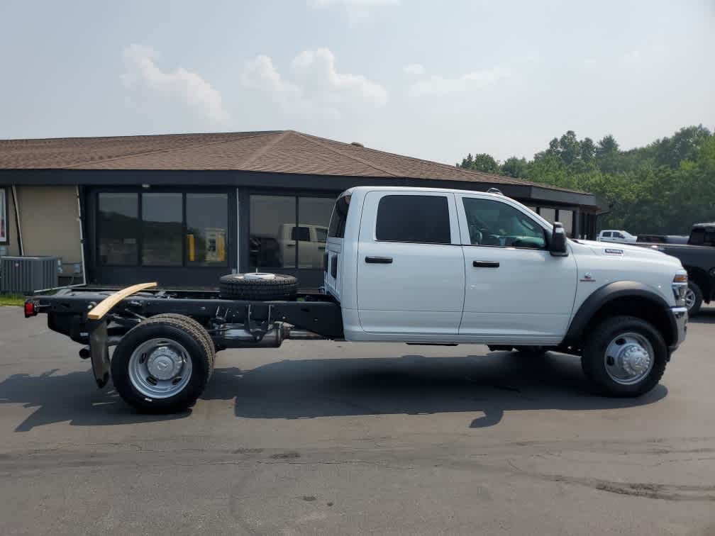 2025 Ram 5500 Tradesman photo 5