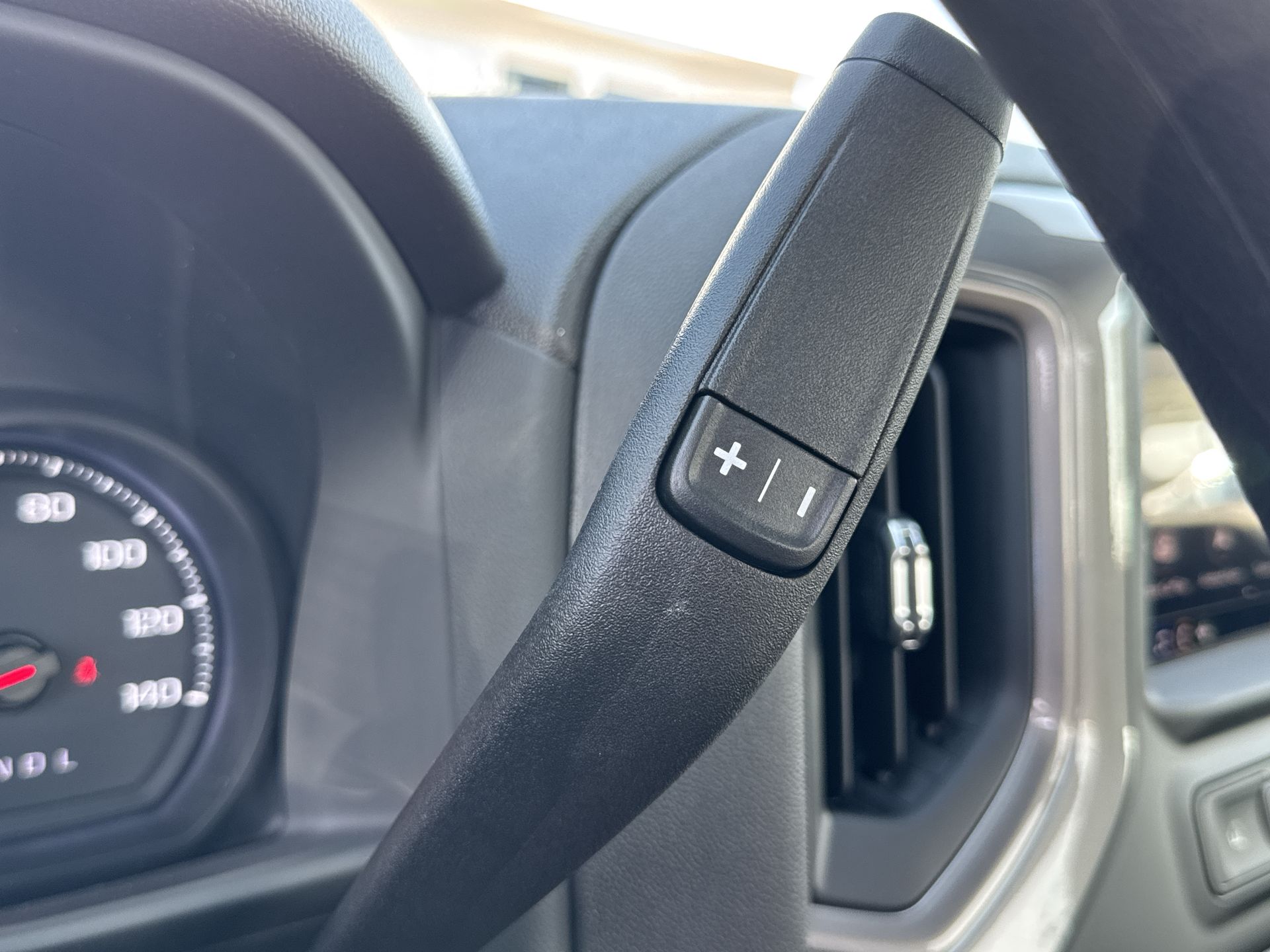 2026 Chevrolet Silverado 1500 photo 13