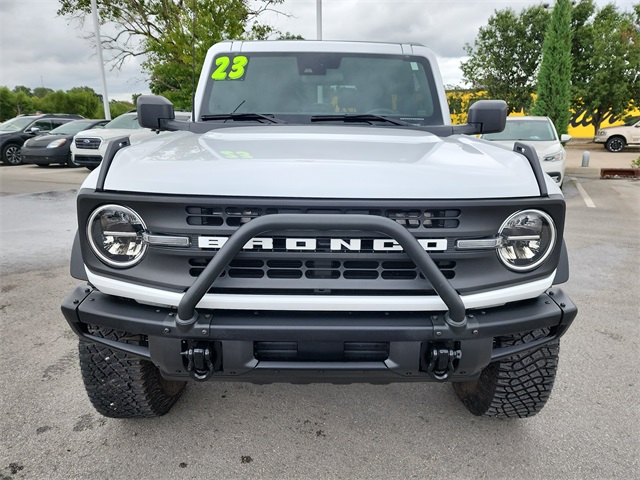 2023 Ford Bronco Black Diamond photo 6