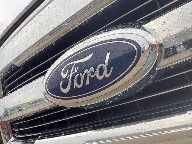 2015 Ford F-150 Lariat photo 4