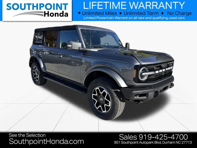 2022 Ford Bronco 4-Door Outer Banks's photo