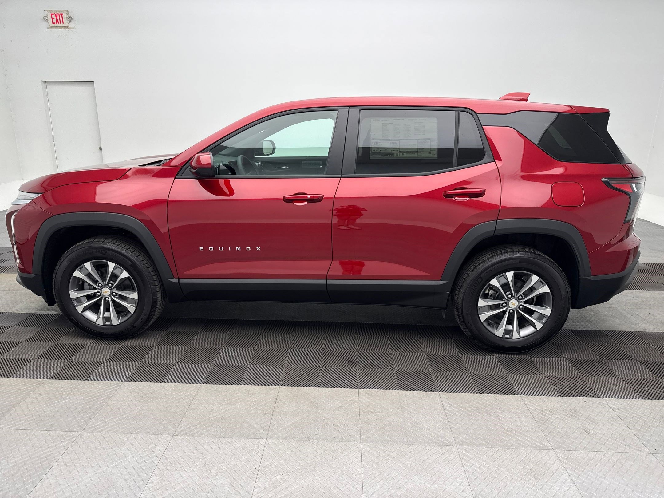 2026 Chevrolet Equinox LT photo 2