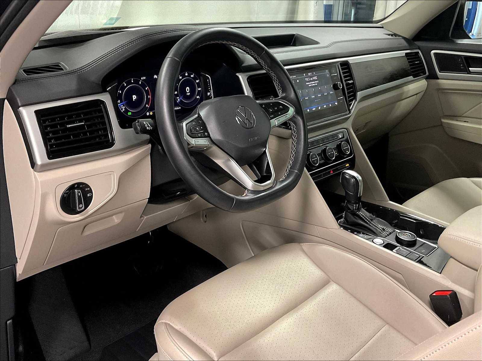 2022 Volkswagen Atlas V6 SE Technology photo 4