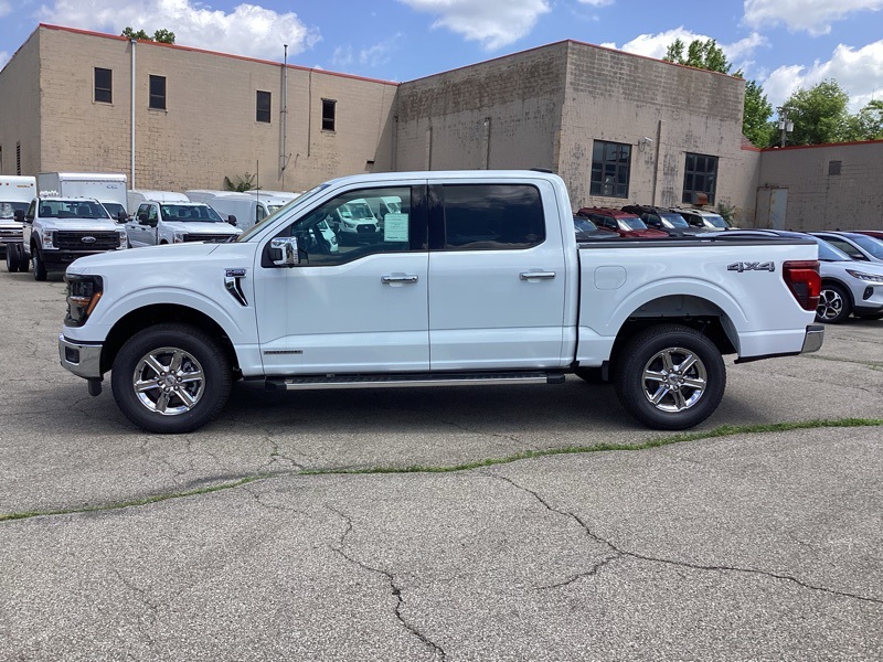 2025 Ford F-150 XLT photo 4