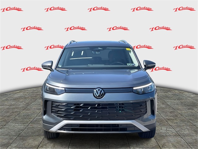 2025 Volkswagen Tiguan SE photo 7