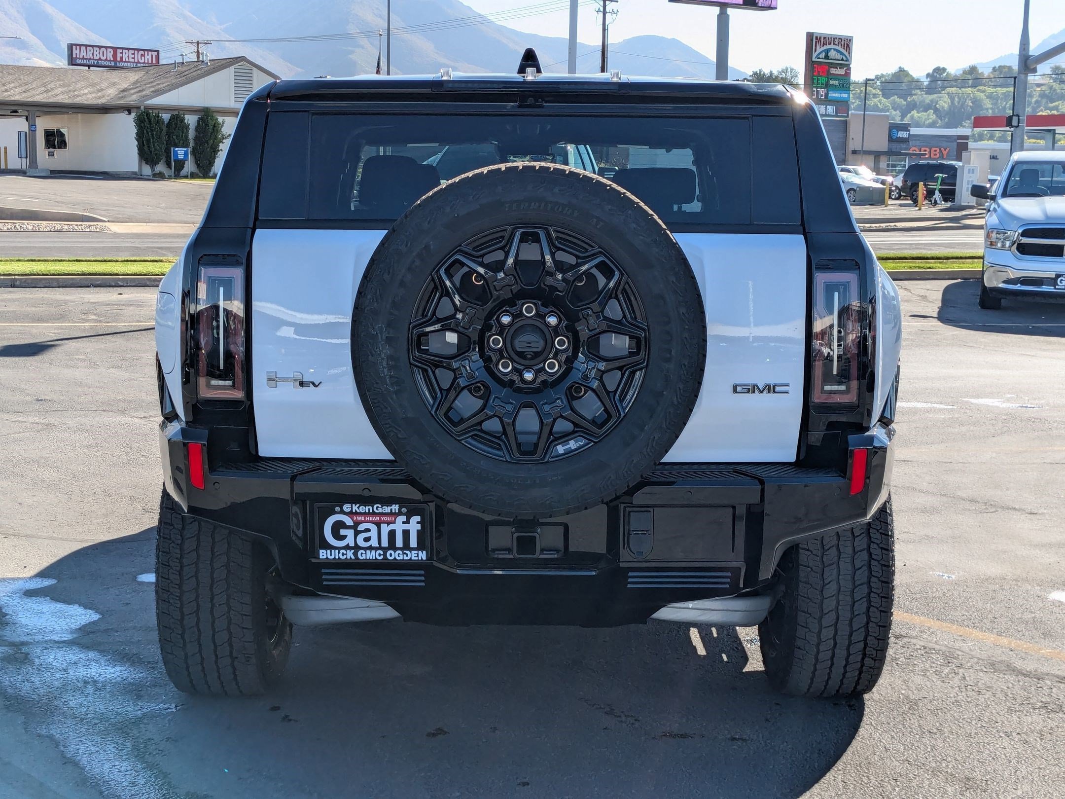 2025 Gmc Hummer EV SUV photo 4