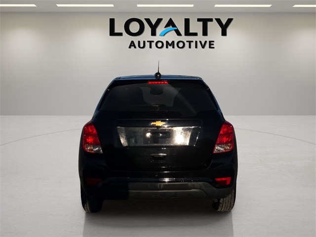 2020 Chevrolet Trax LS photo 4