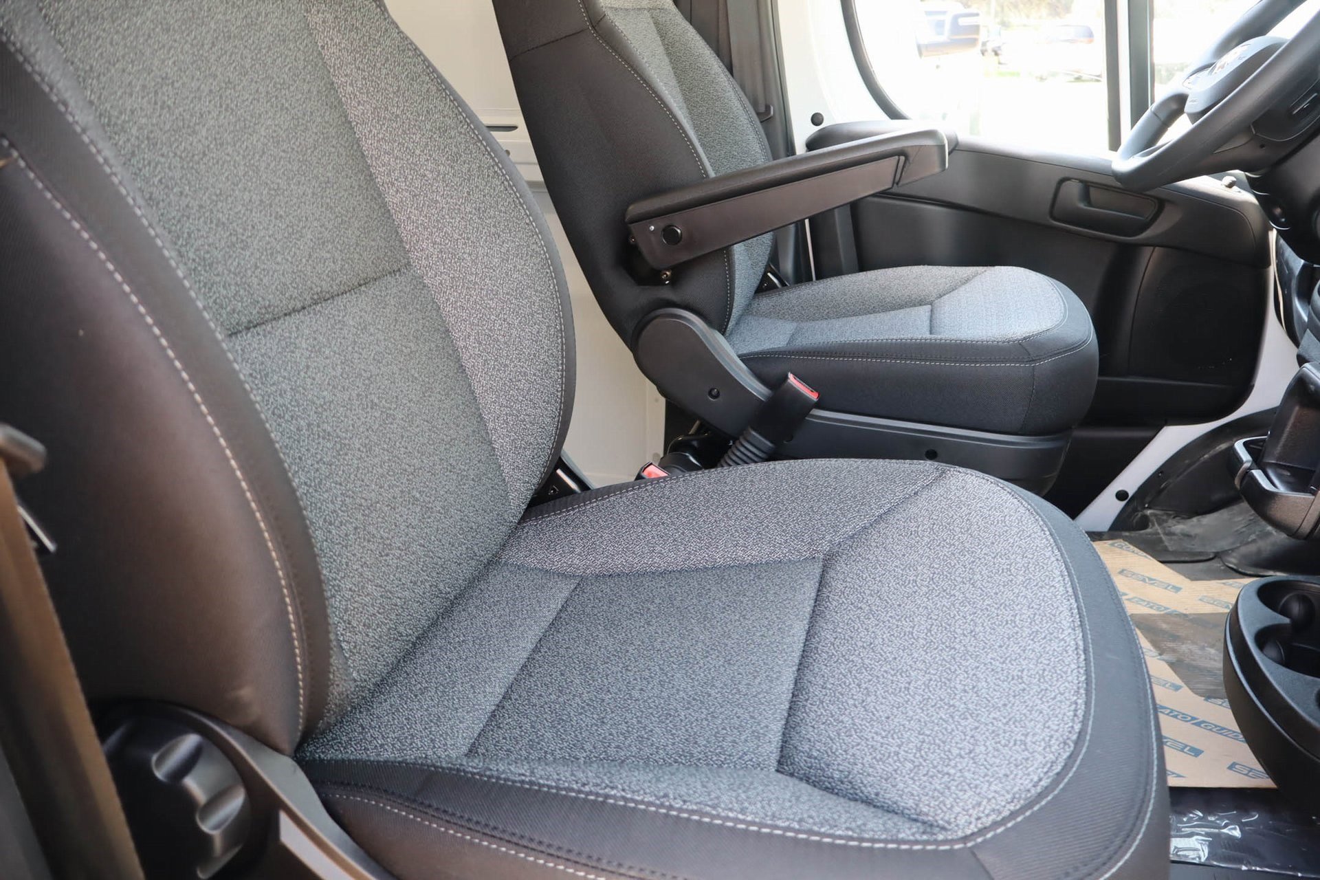 2026 Ram ProMaster 1500 photo 18