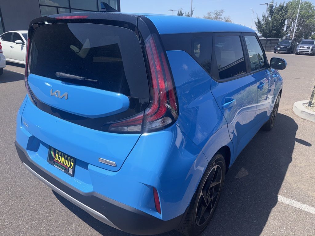 2023 Kia Soul EX photo 15
