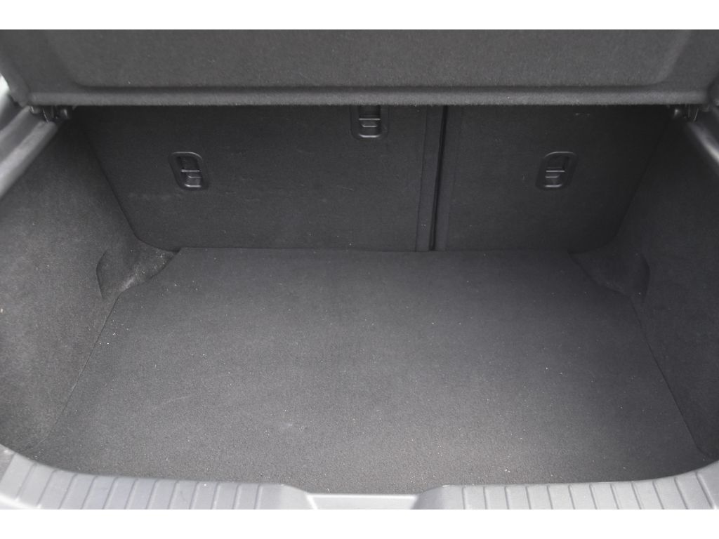 2020 Mazda Mazda3 Hatchback Preferred photo 20