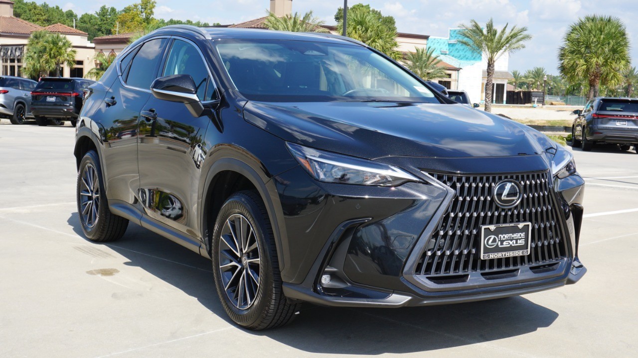 2025 Lexus NX Premium photo 4